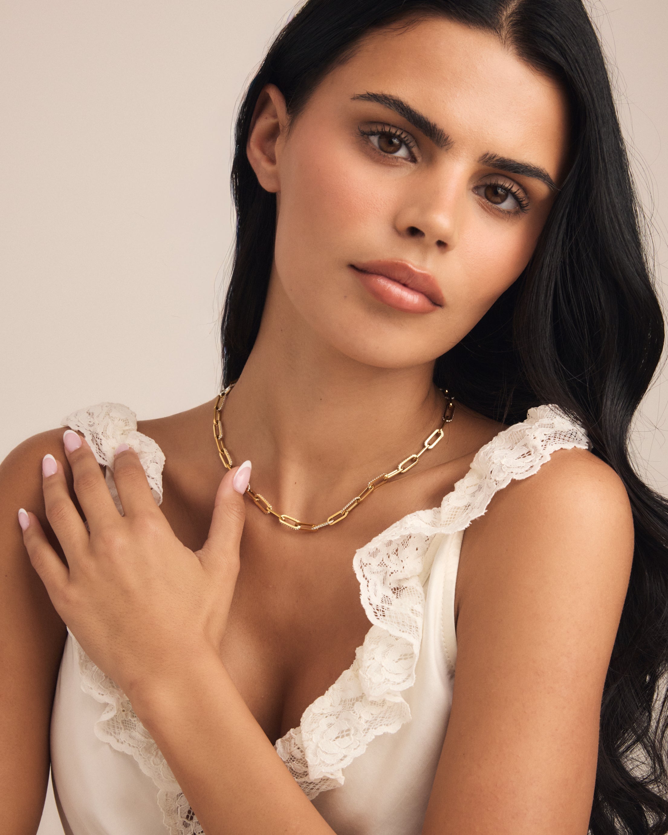 Leona Necklace