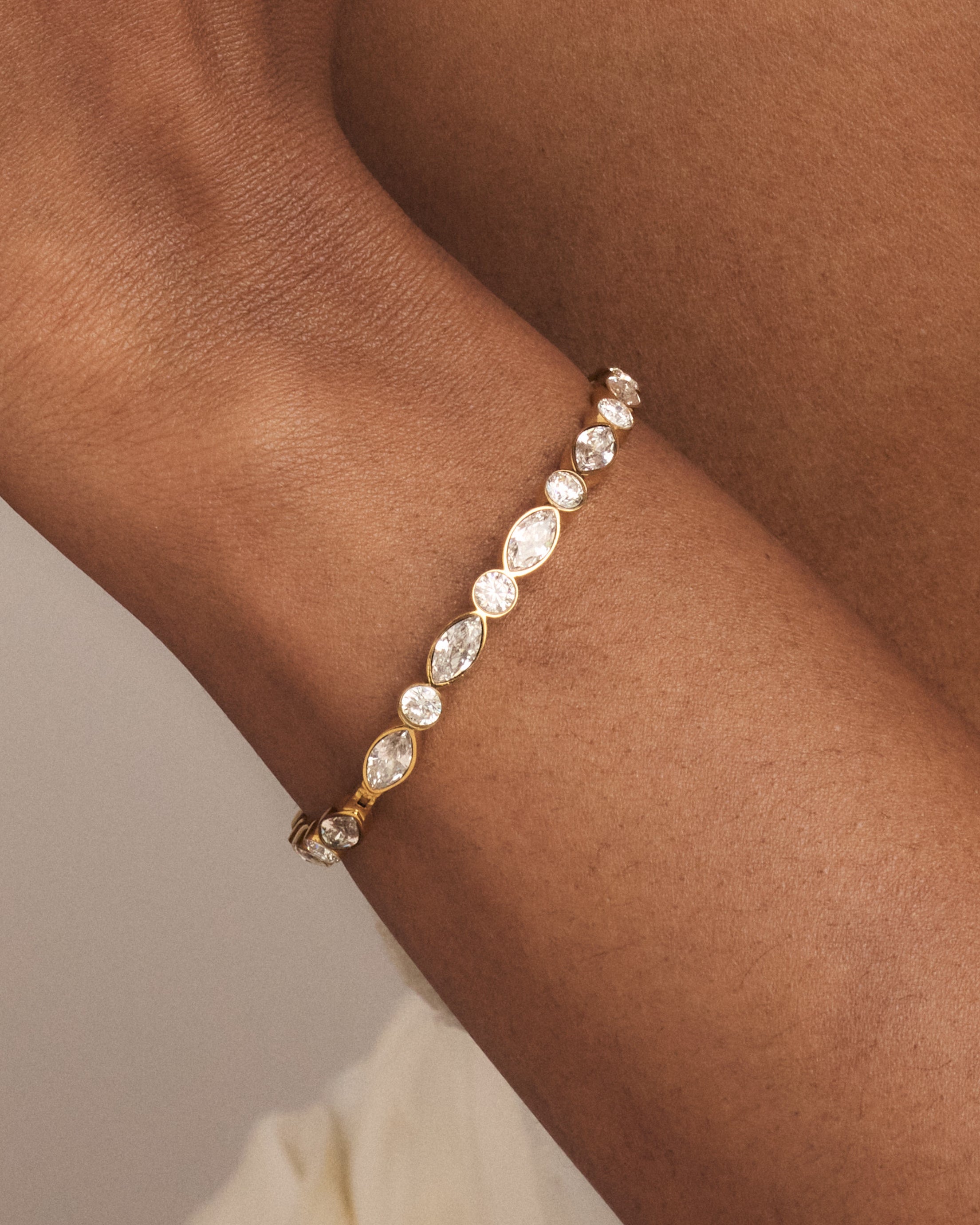 Liora Bangle