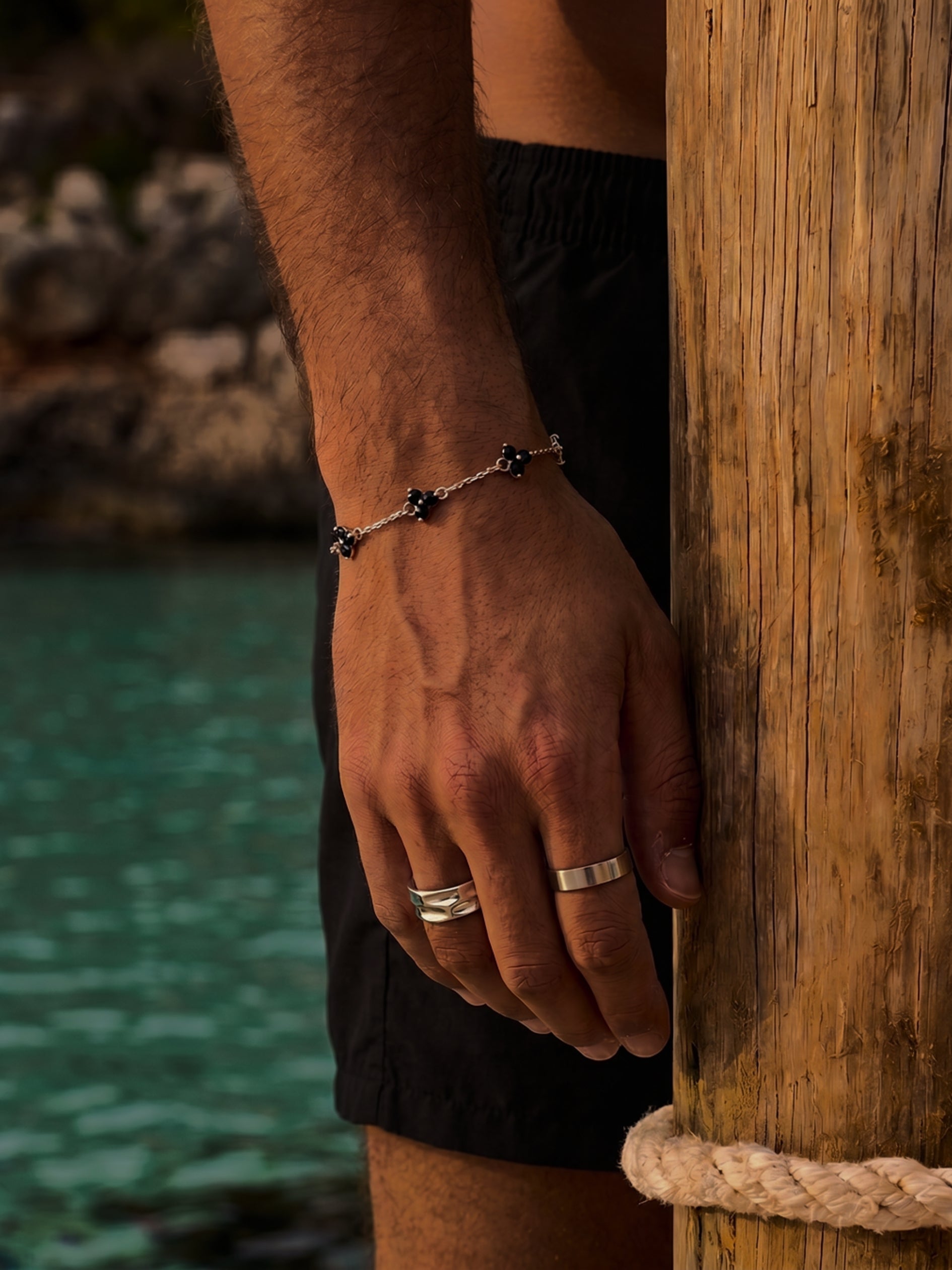 MIDNIGHT CLOVER BRACELET | Silver